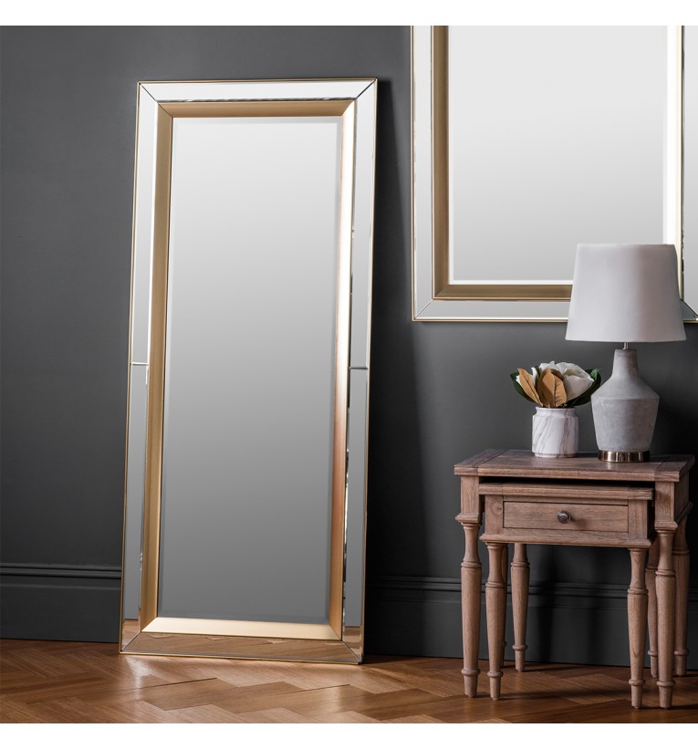 Phantom Leaner Mirror