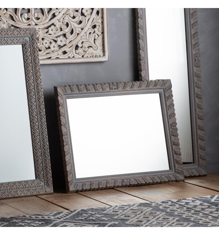 Surat Mirror